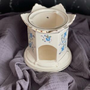 Floral Cream Ceramic Tea Warmer